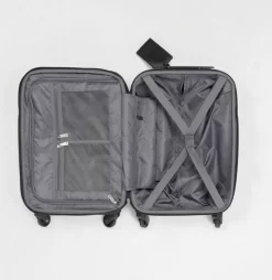 Guess Handbagage Koffer / Trolley / Reiskoffer - 50 Cm - 25 Liter - Wilder - Bruin 25 Guess Handbagage Koffer / Trolley / Reiskoffer - 50 Cm - 25 Liter - Wilder - Bruin -Reisopslagwinkel 1166x1200