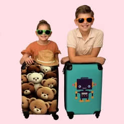 NoBoringSuitcases.com® Koffer - Knuffelbeer - Bruin - Design - Beer - Teddy - Trolley Op Wieltjes - Handbagagekoffer - Past Binnen 55x40x20 Cm En 55x35x25 Cm - Reiskoffers -Reisopslagwinkel 1200x1200 611
