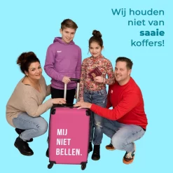 NoBoringSuitcases.com® Koffer Groot - Quotes - Spreuken - Mij Niet Bellen. - Roze - Wit - Trolley Koffer Met TSA-slot - Met Wielen - 90 Liter - Reiskoffer - 66 Cm -Reisopslagwinkel 1200x1200 870