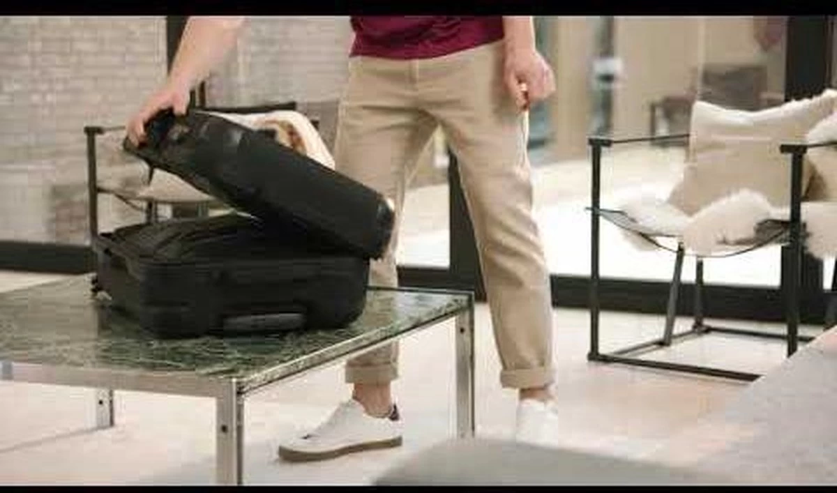 Eastpak TRANZSHELL L Reiskoffer (77 X 43 X 26.5 Cm) - Black 17 Eastpak TRANZSHELL L Reiskoffer (77 X 43 X 26.5 Cm) - Black - Afbeelding 17