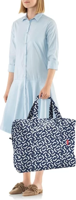 Reisenthel Mini Maxi Touringbag Reistas - Opvouwbaar - 40L - Signature Navy Blauw 7 Reisenthel Mini Maxi Touringbag Reistas - Opvouwbaar - 40L - Signature Navy Blauw -Reisopslagwinkel 456x1200 6