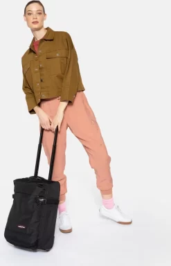 Eastpak TRANVERZ XS Reiskoffer, Handbagage (48 X 32 X 21 Cm) - Black -Reisopslagwinkel 771x1200 4