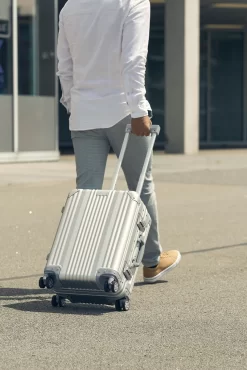 Aluminium Handbagage Koffer Mozzel Darrow - Reiskoffer Met Wielen - 51cm - Harde Koffer - Zilver -Reisopslagwinkel 801x1200 6